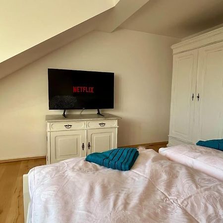 Apartman Terasa U Kolonady Apartment Podebrady Exterior photo